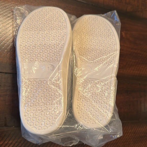 NWT GAP Toddler Metallic Glitter Sneaker, size 10 - Picture 6 of 7